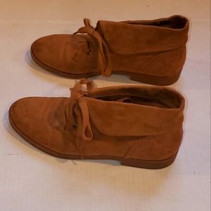 Indigo rd. Boots. Faux Suede